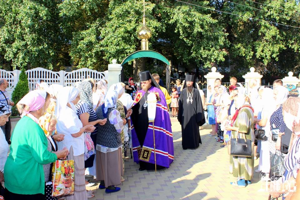 Престольный день. Митрофановский храм на источнике Воронеж. Второй Свято-Митрофановский храм Лисичанск сейчас фото.